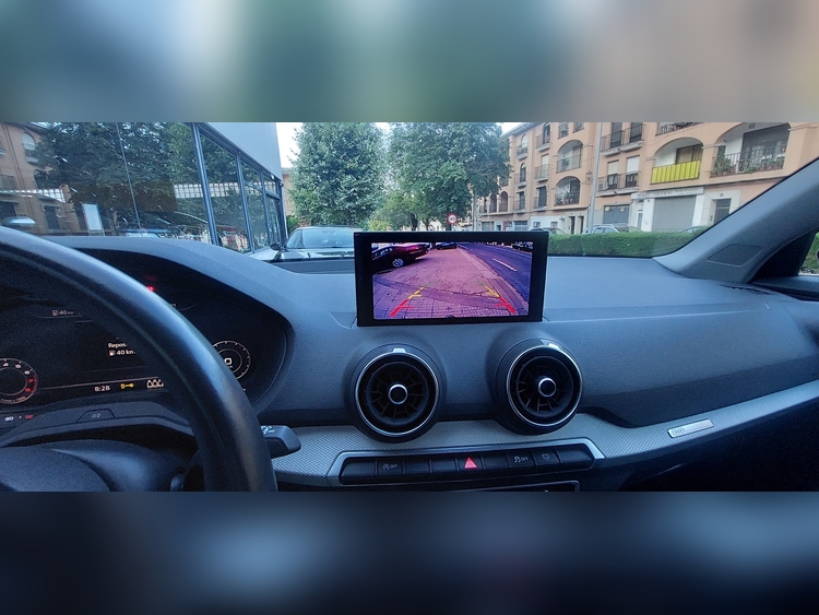Audi Q2 1.0 110CV foto 12